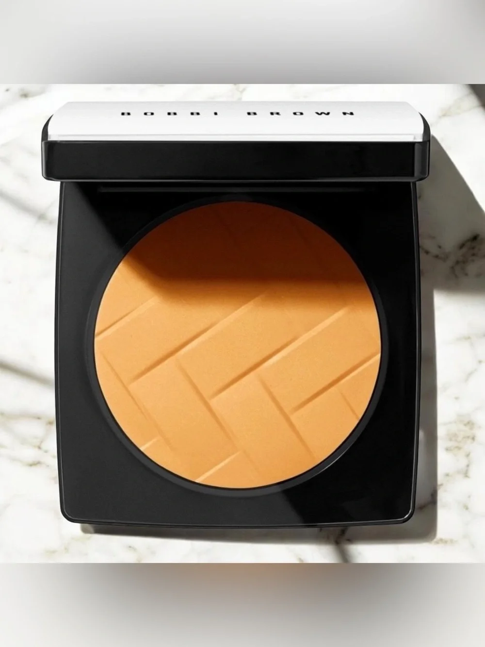 Bobbi Brown Multitasking Setting Powder in Warm Golden Tan